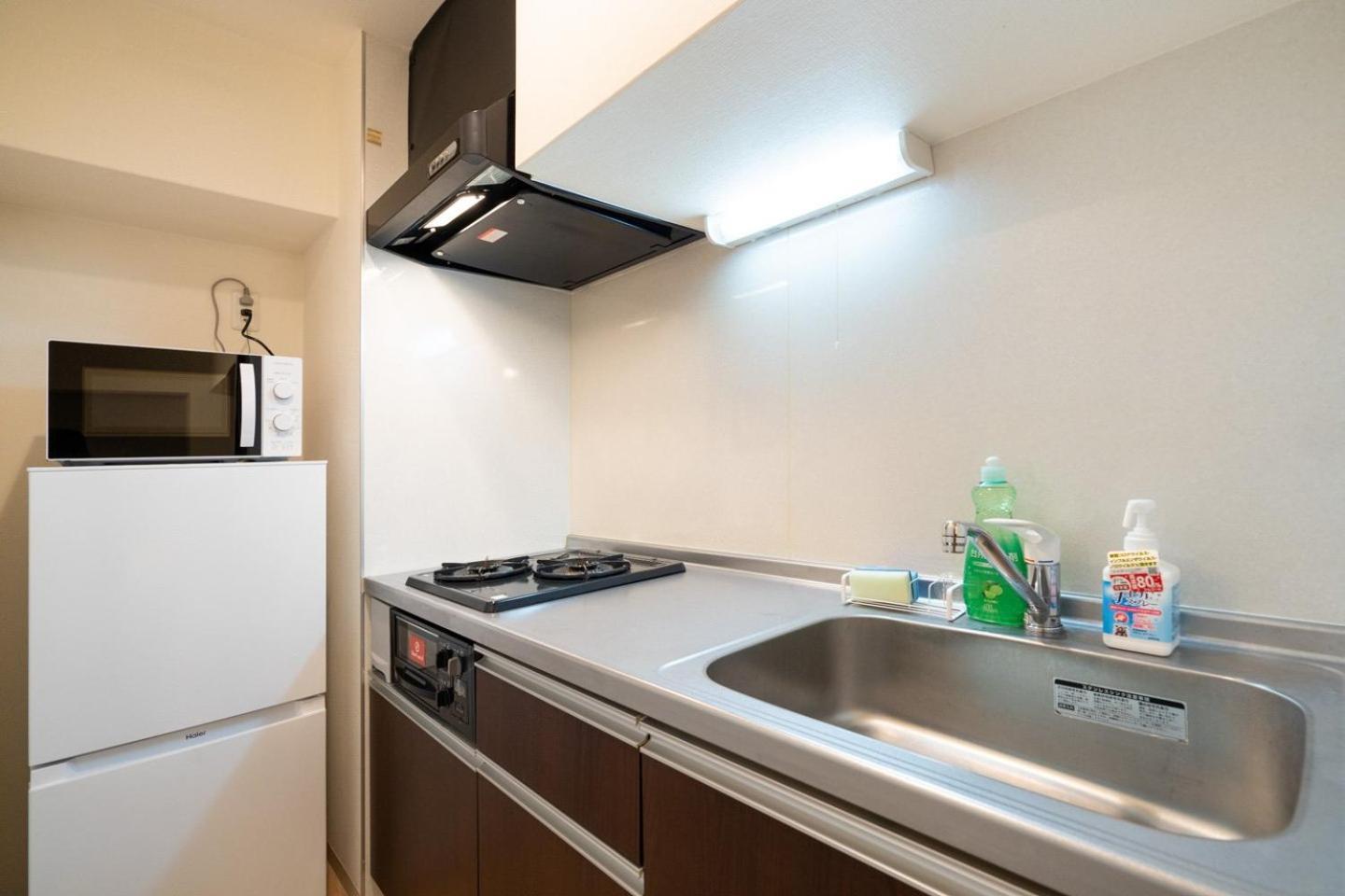 Best Residence Kujo Осака Экстерьер фото